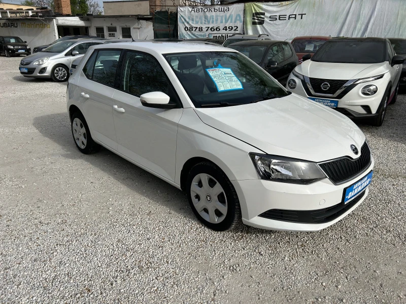 Skoda Fabia 1.0 MPI, снимка 2 - Автомобили и джипове - 45071015