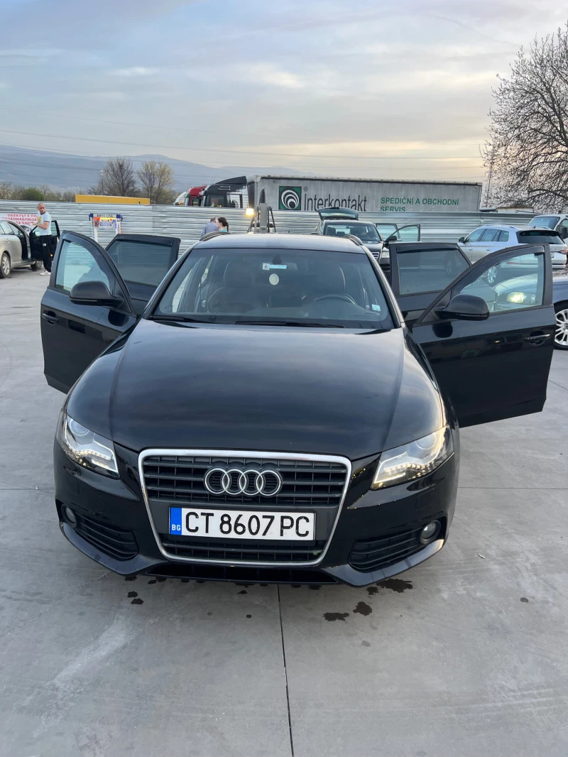 Audi A4, снимка 1 - Автомобили и джипове - 47427674