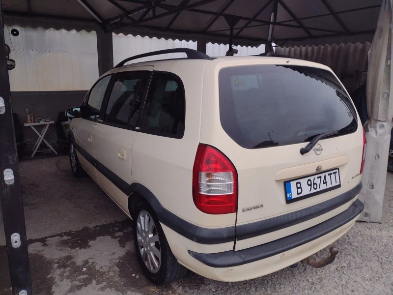 Opel Zafira, снимка 10 - Автомобили и джипове - 47146449