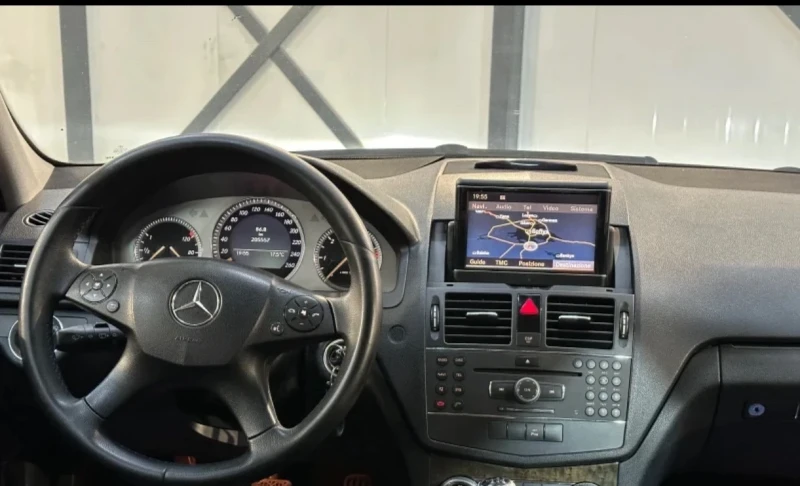 Mercedes-Benz C 220 2.2CDI 170k.c Automatic , снимка 5 - Автомобили и джипове - 47617709