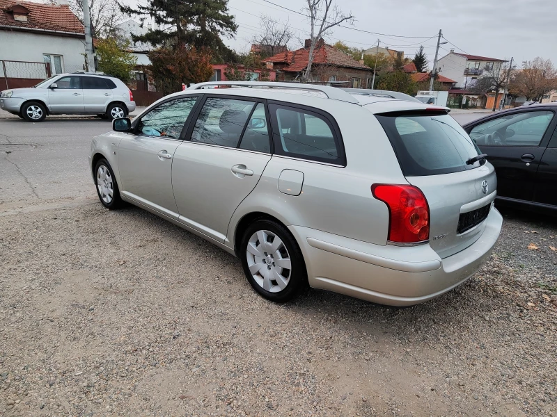 Toyota Avensis 1.8i Германия , снимка 5 - Автомобили и джипове - 47930459