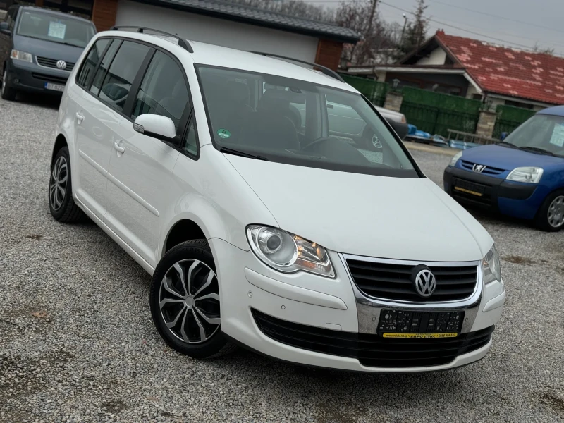 VW Touran 1.9TDI 105кс 6ск НАВИ МУЛТИ PARK ASSIST РЕАЛНИ-КМ, снимка 1 - Автомобили и джипове - 48155851