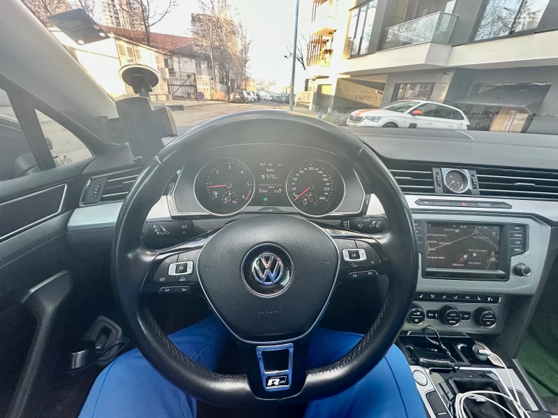 VW Passat 2.0TDI , снимка 8 - Автомобили и джипове - 48498443