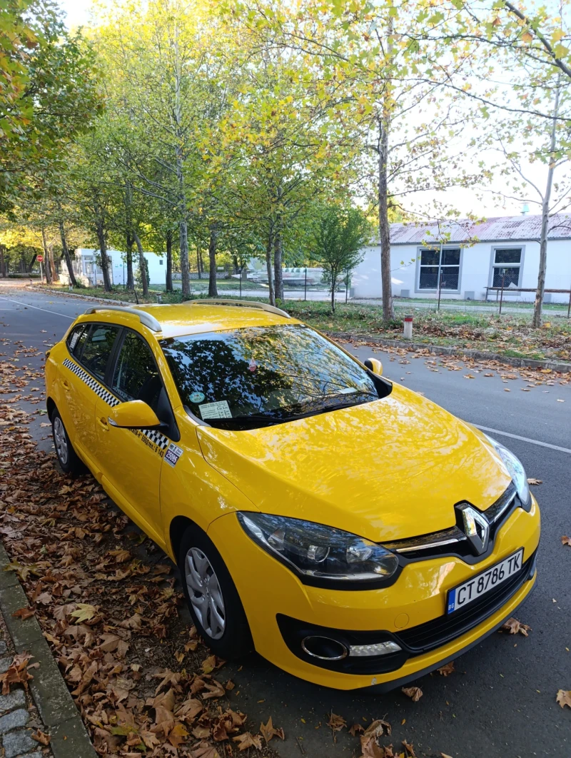 Renault Megane 1.5 DCI, снимка 8 - Автомобили и джипове - 52165571