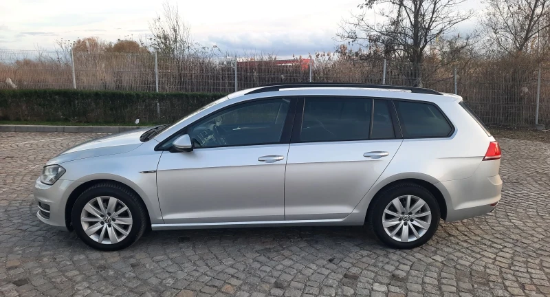 VW Golf EDITION Navi, снимка 8 - Автомобили и джипове - 52554387