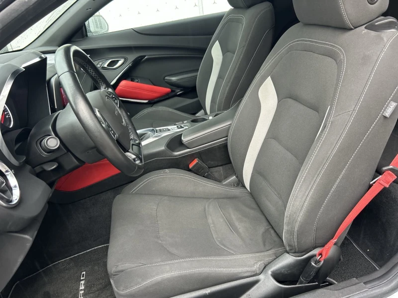 Chevrolet Camaro 2021* LT1* ЛИЗИНГ* BLACK FRIDAY, снимка 12 - Автомобили и джипове - 52614404