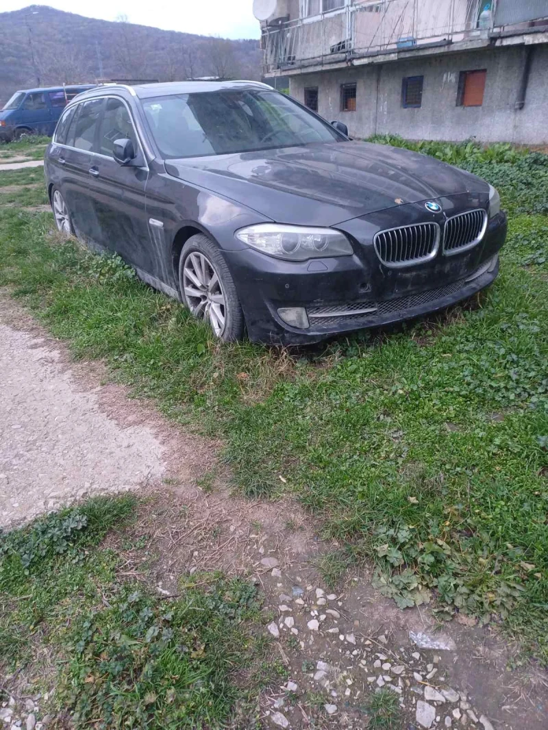 BMW 520 F11