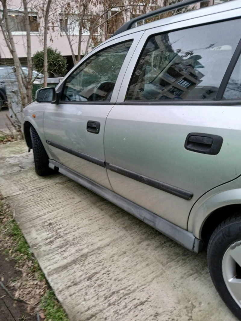 Opel Astra, снимка 4 - Автомобили и джипове - 52693936