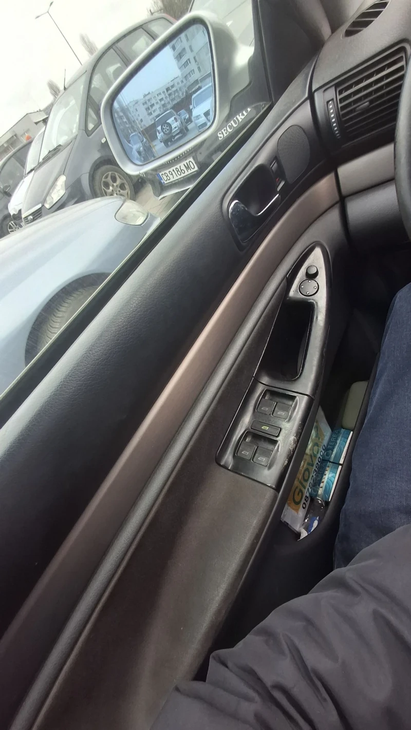 Audi A4 2.4 газ/бензин, снимка 9 - Автомобили и джипове - 52788956