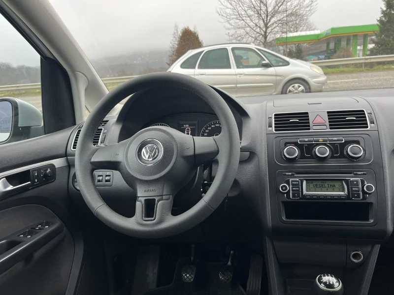 VW Touran 1.6TDI 105кс 6 СКОРОСТИ EURO 5A АВТОПИЛОТ , снимка 12 - Автомобили и джипове - 52886996