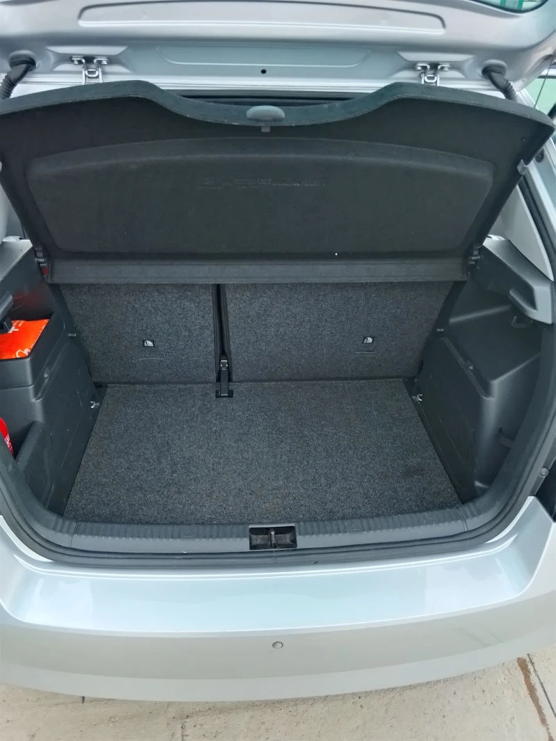 Skoda Fabia 1.4, снимка 7 - Автомобили и джипове - 52996686