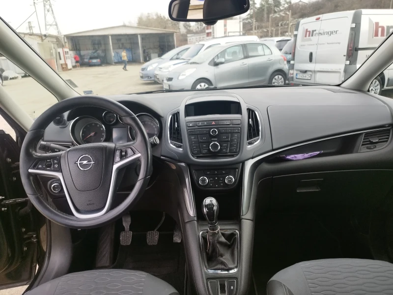 Opel Zafira, снимка 13 - Автомобили и джипове - 53128555