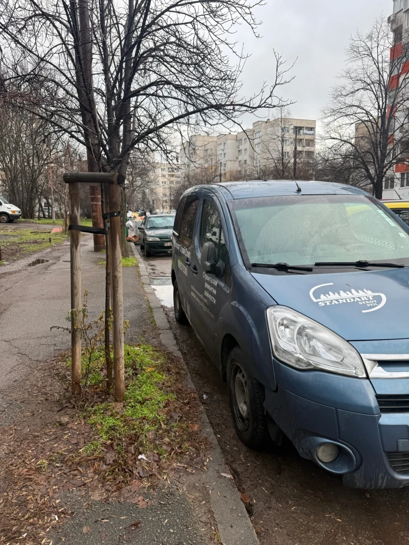 Citroen Berlingo 1.6 HDI, снимка 3 - Автомобили и джипове - 53279206