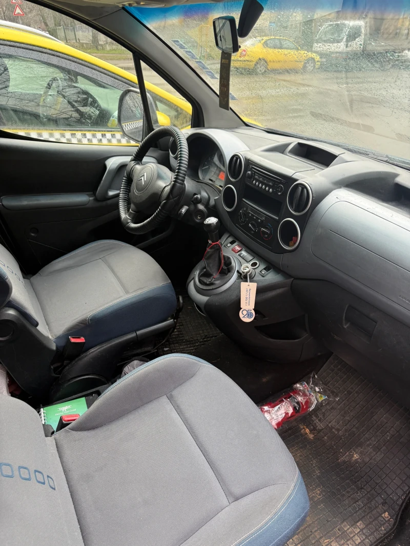 Citroen Berlingo 1.6 HDI, снимка 7 - Автомобили и джипове - 53279206
