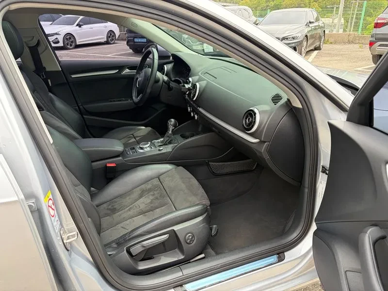 Audi A3 2.0 TDI, снимка 12 - Автомобили и джипове - 54971511