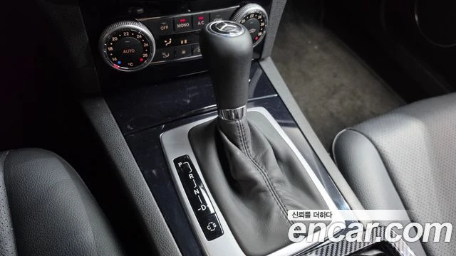 Mercedes-Benz C 200, снимка 9 - Автомобили и джипове - 56077559