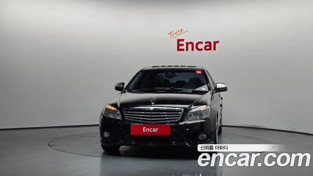 Mercedes-Benz C 200, снимка 3 - Автомобили и джипове - 56077559