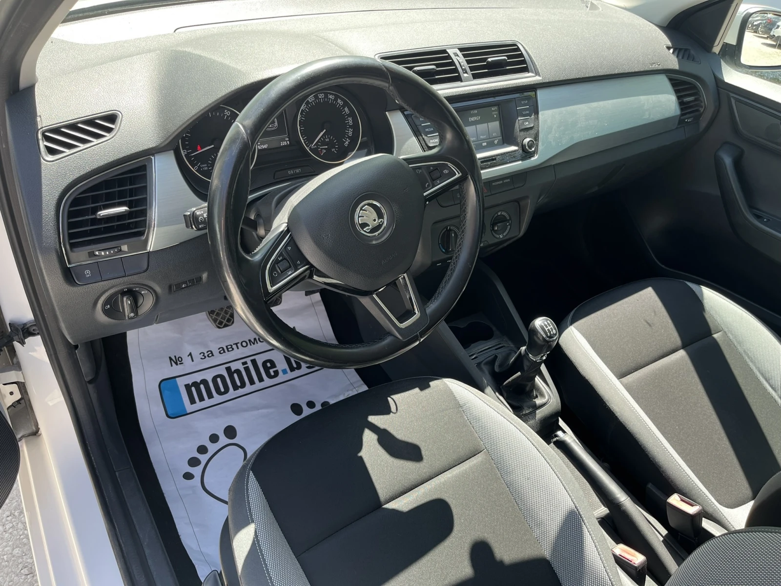 Skoda Fabia 1.0 MPI - изображение 9