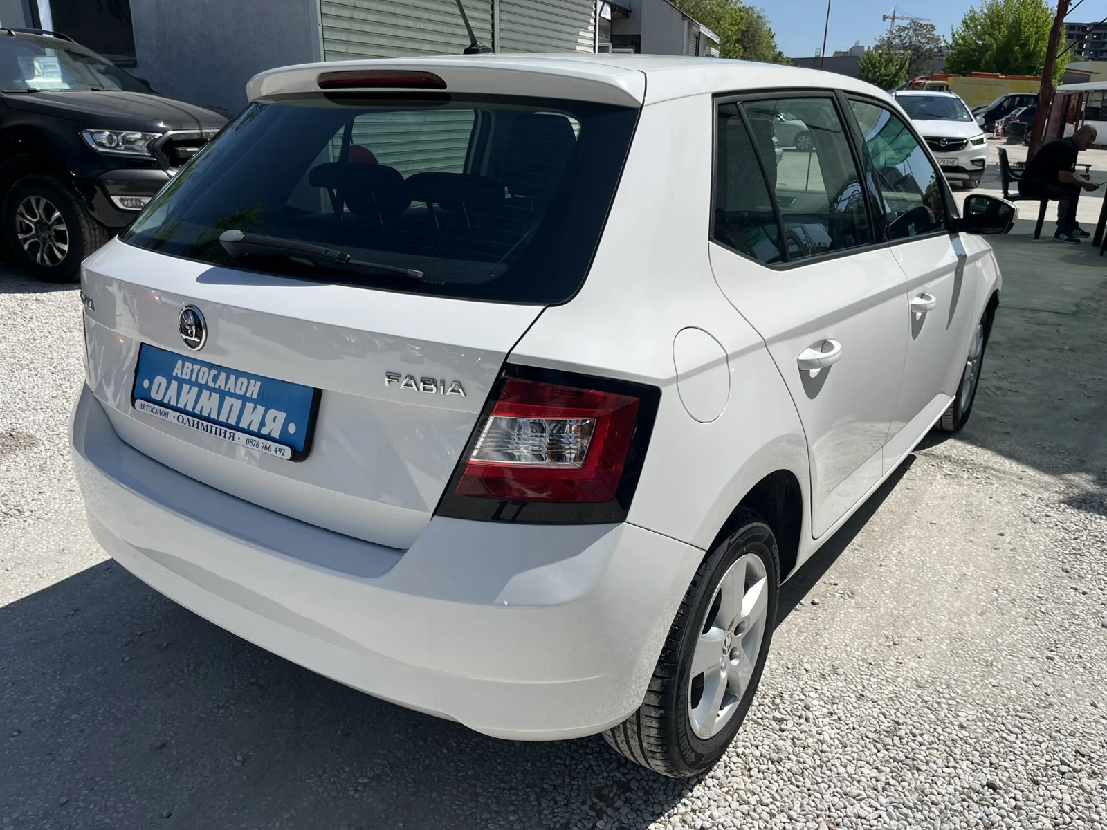 Skoda Fabia 1.0 MPI - изображение 6