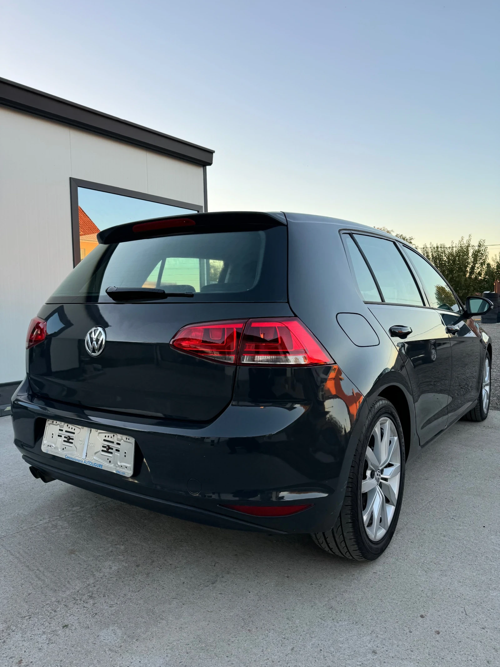 VW Golf 1.6 TDI 110 к.с. 4 МОТION - изображение 6