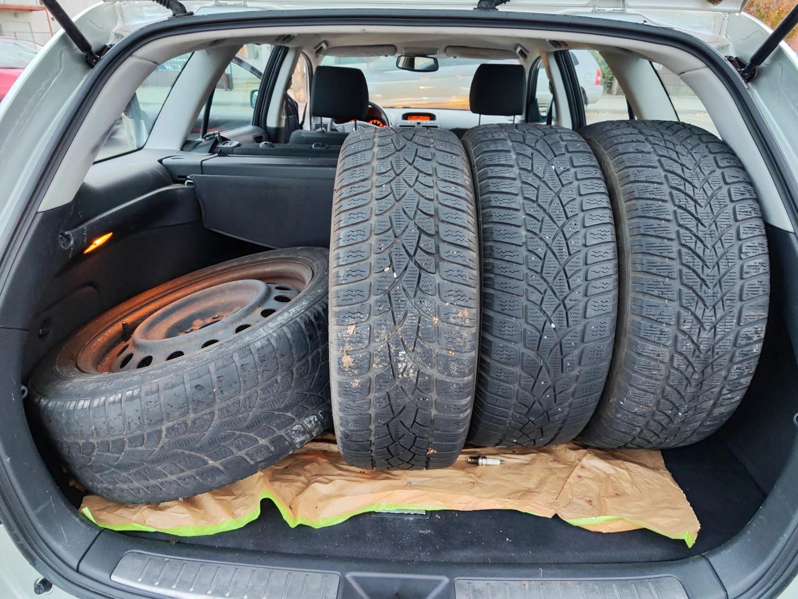 Toyota Avensis 1.8i Германия  | Mobile.bg — изображение 16