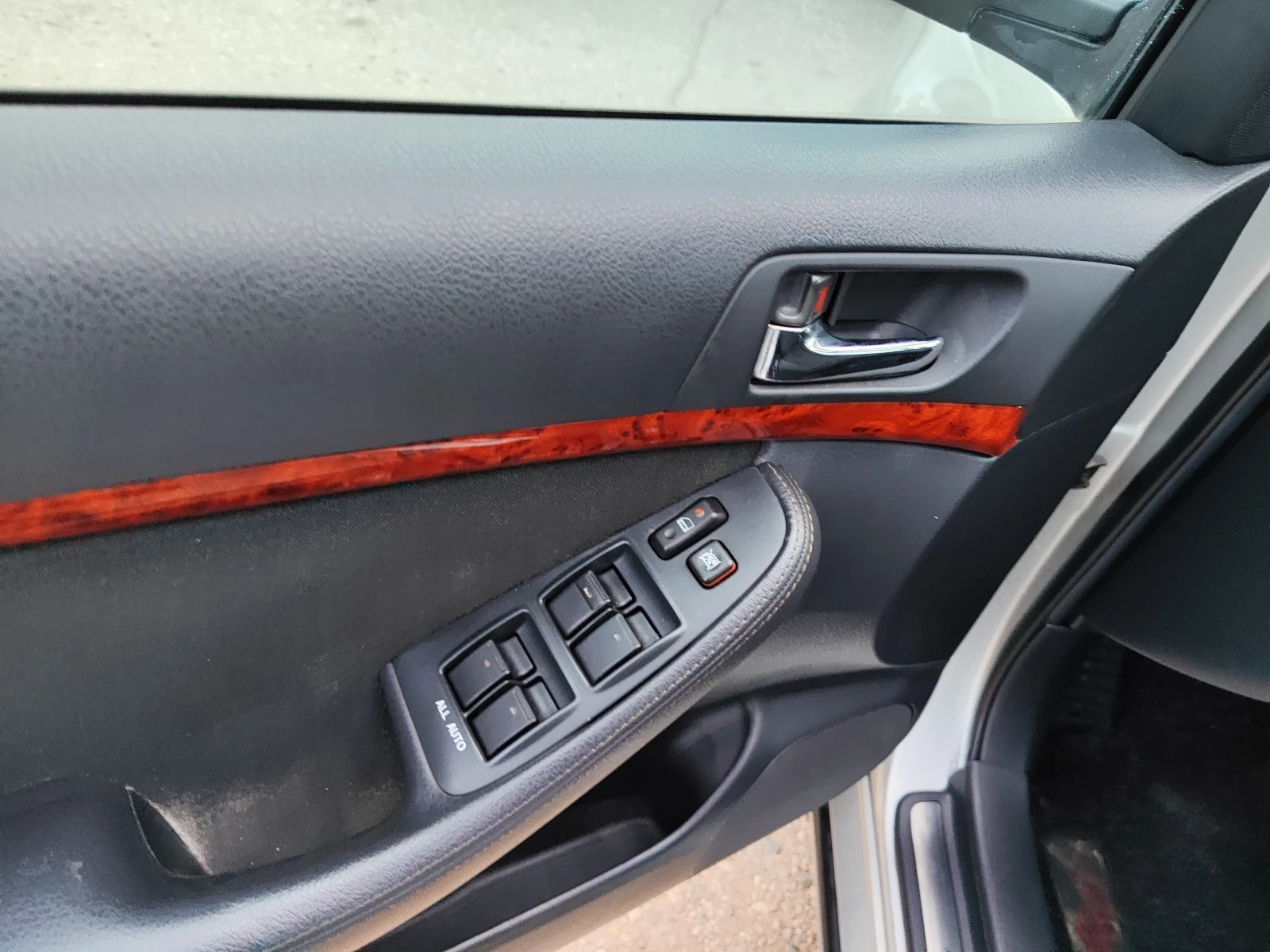 Toyota Avensis 1.8i Германия  | Mobile.bg — изображение 14