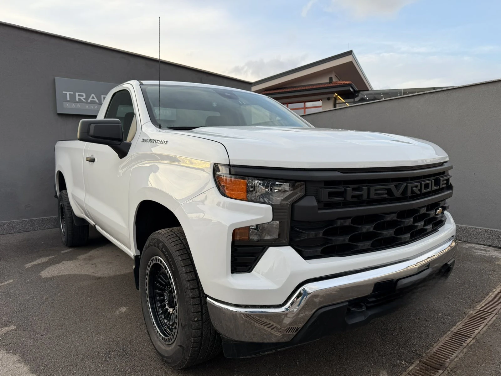 Chevrolet Silverado 1500 5.3i Crew Cab Long Box - изображение 3