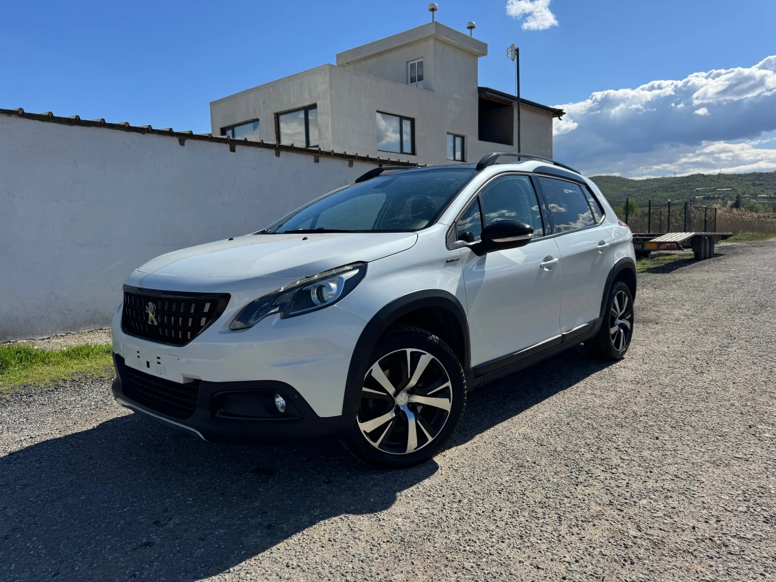 Peugeot 2008 1.2 TURBO * GT LINE* PANO* SERVICE*  | Mobile.bg — изображение 1
