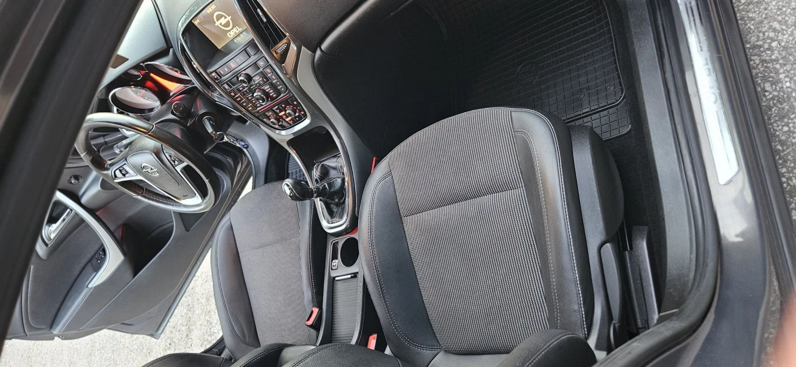 Opel Astra 1.4 T Facelift газ - изображение 10