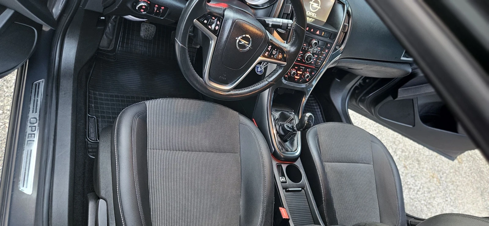 Opel Astra 1.4 T Facelift газ - изображение 7