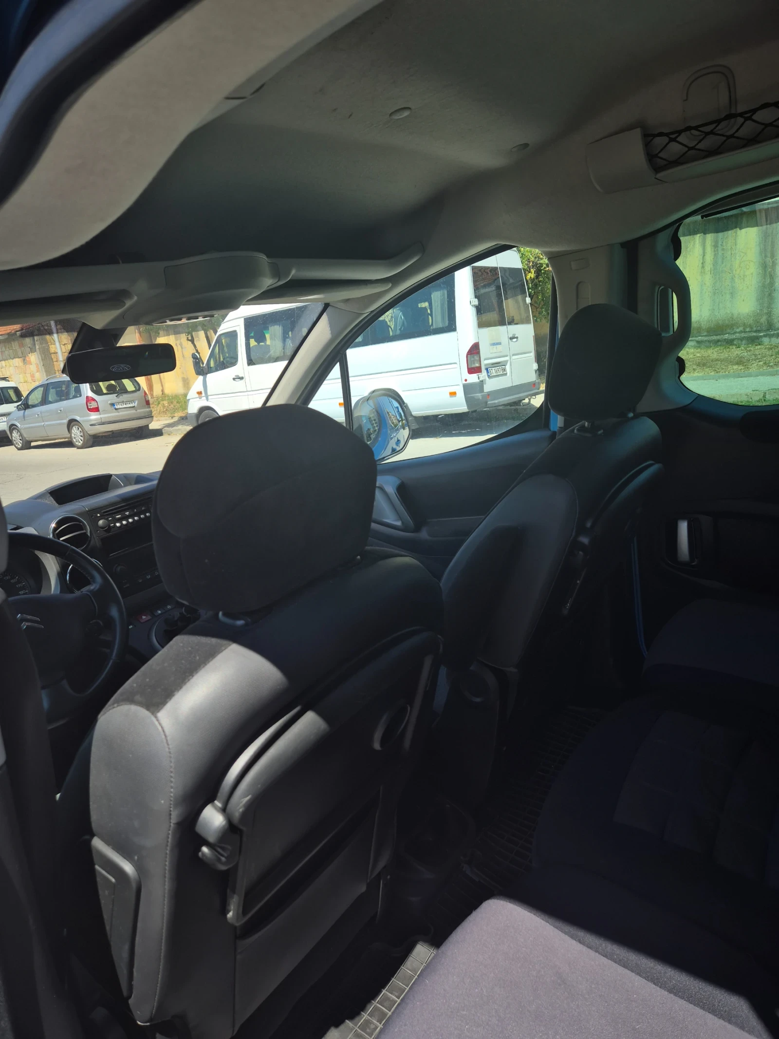 Citroen Berlingo 1.6 HDI 6+ 1 места - изображение 8