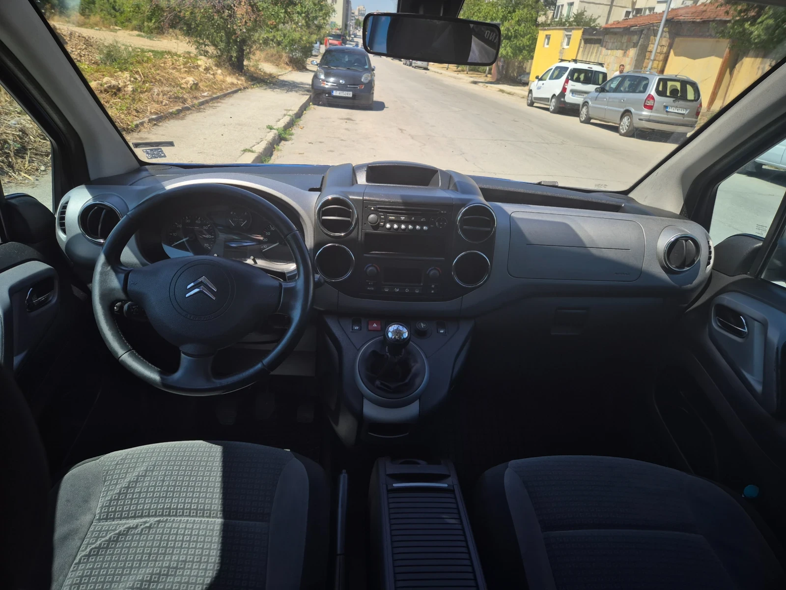 Citroen Berlingo 1.6 HDI 6+ 1 места - изображение 6