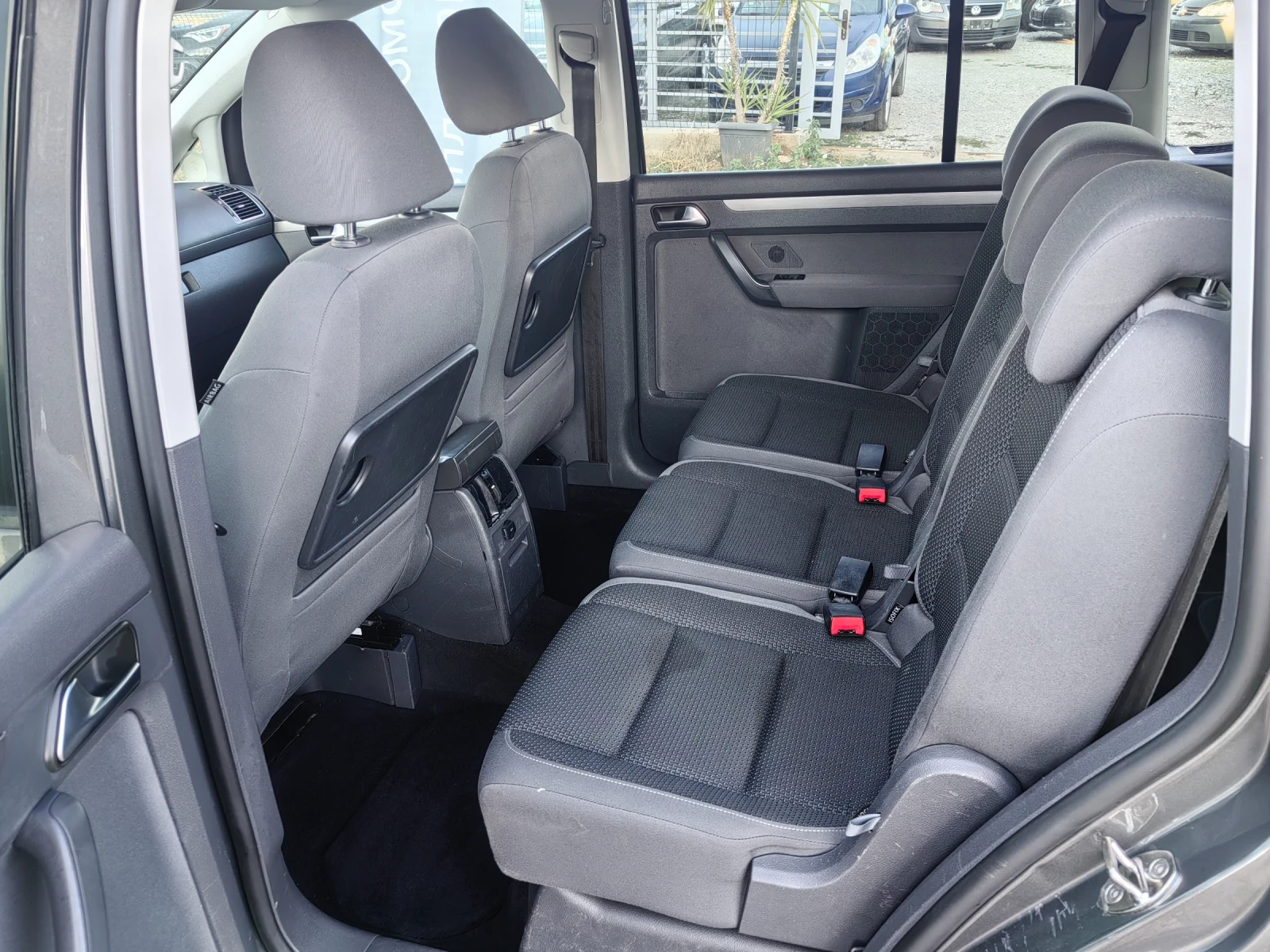 VW Touran 2.0 tdi 140ps  - изображение 9