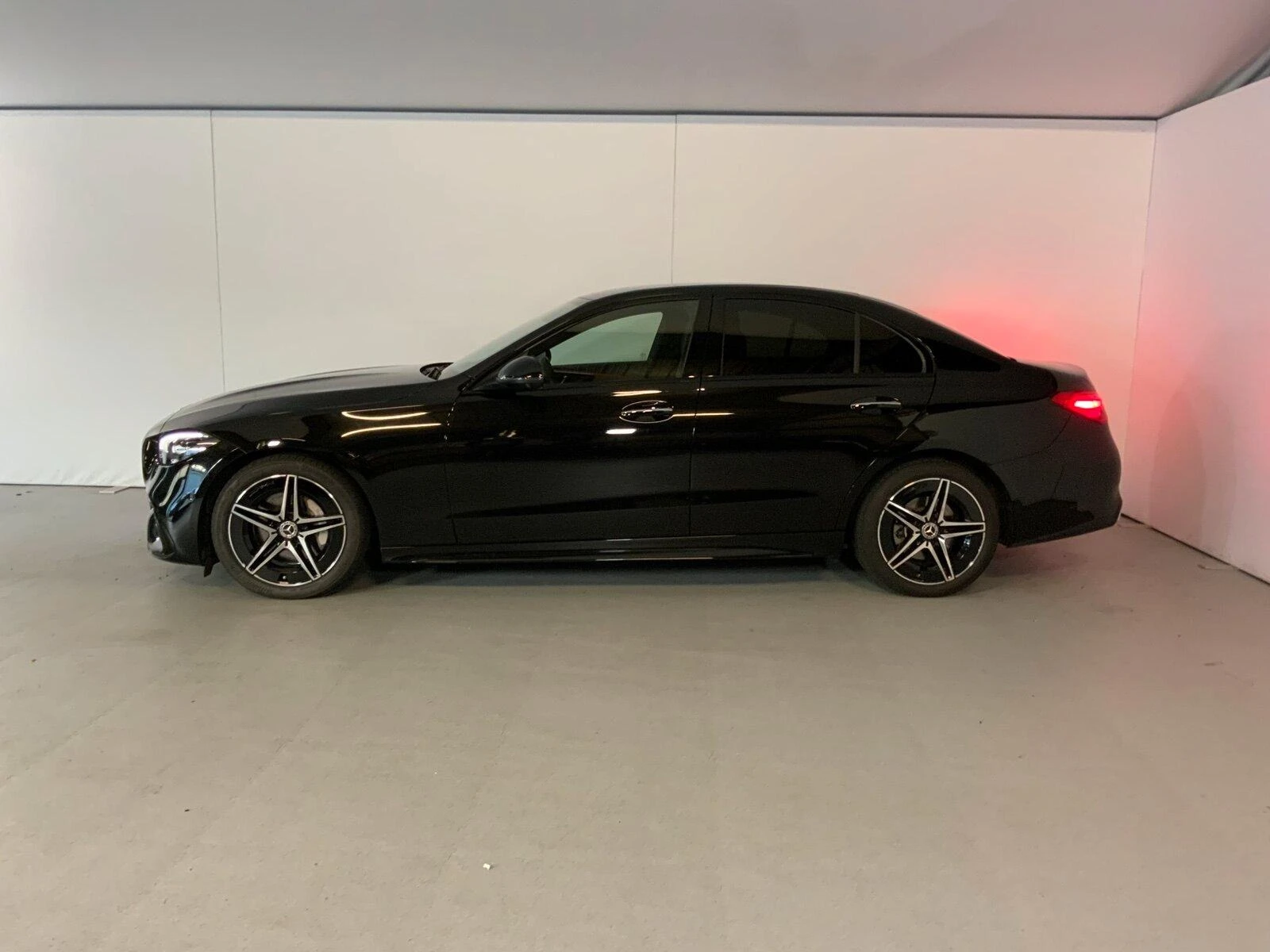 Mercedes-Benz C 300 D 4-MATIC AMG NIGHT 360 KEYLESS-GO MEMORY - изображение 5
