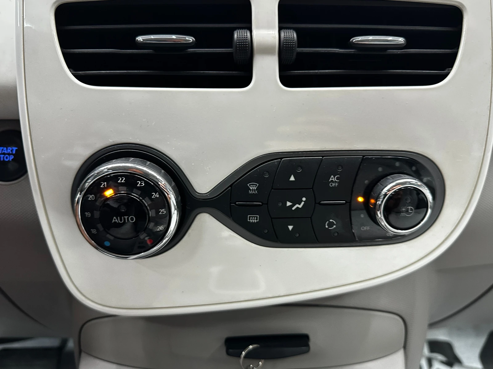 Renault Zoe 20 kWh 58 �.�./������/������/�������� | Mobile.bg � ����������� 12