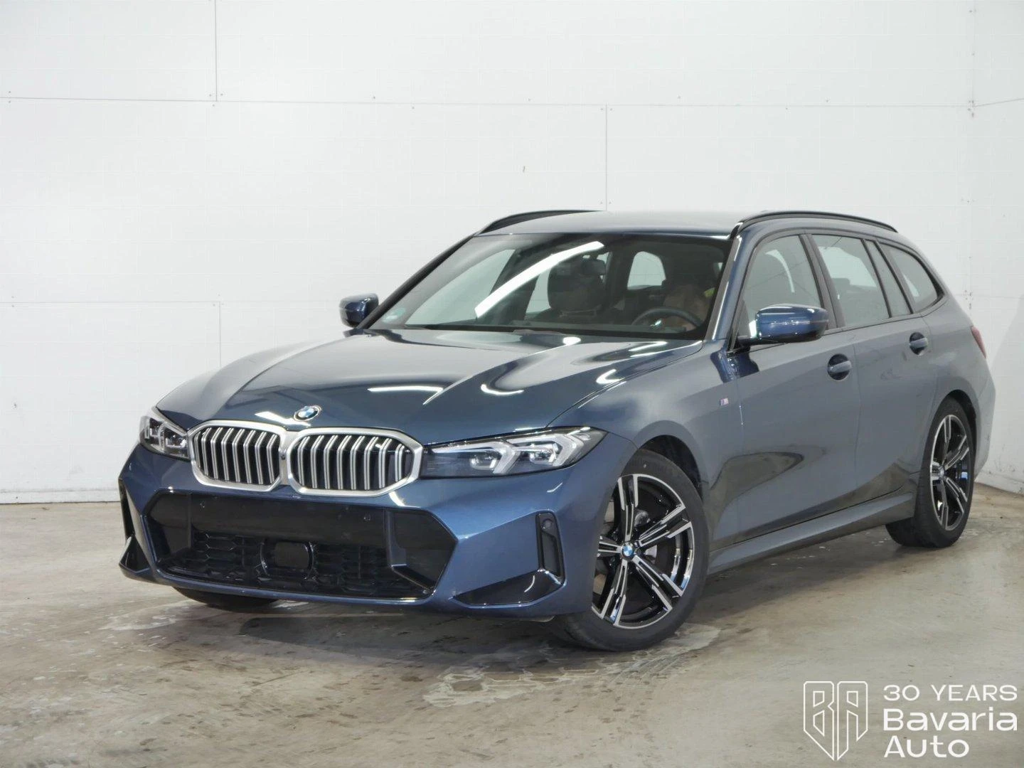 BMW 320 d xDrive Touring M Sport Paket Sportautomatic | Mobile.bg   1