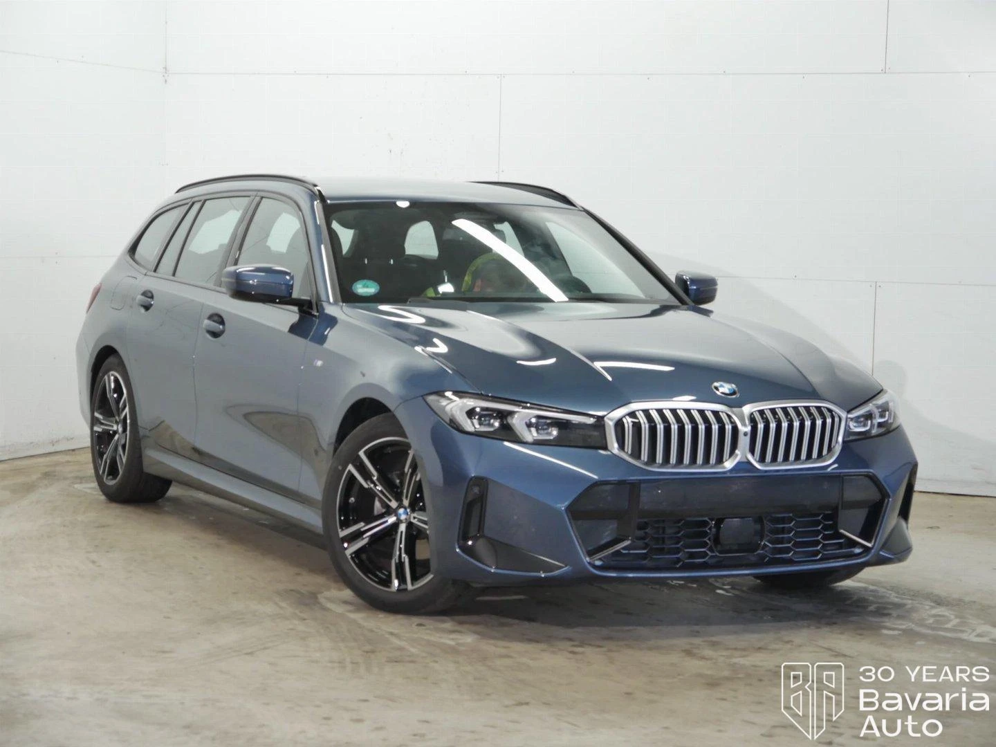 BMW 320 d xDrive Touring M Sport Paket Sportautomatic - изображение 4