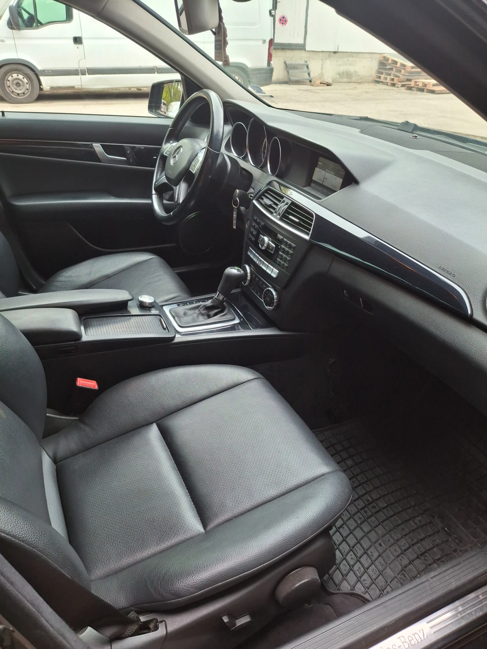 Mercedes-Benz C 180 C 180 CDI  - изображение 8