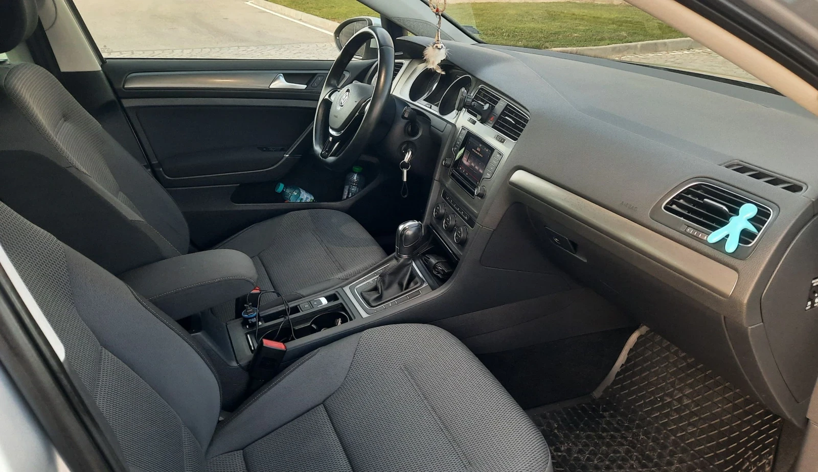 VW Golf EDITION Navi | Mobile.bg   12