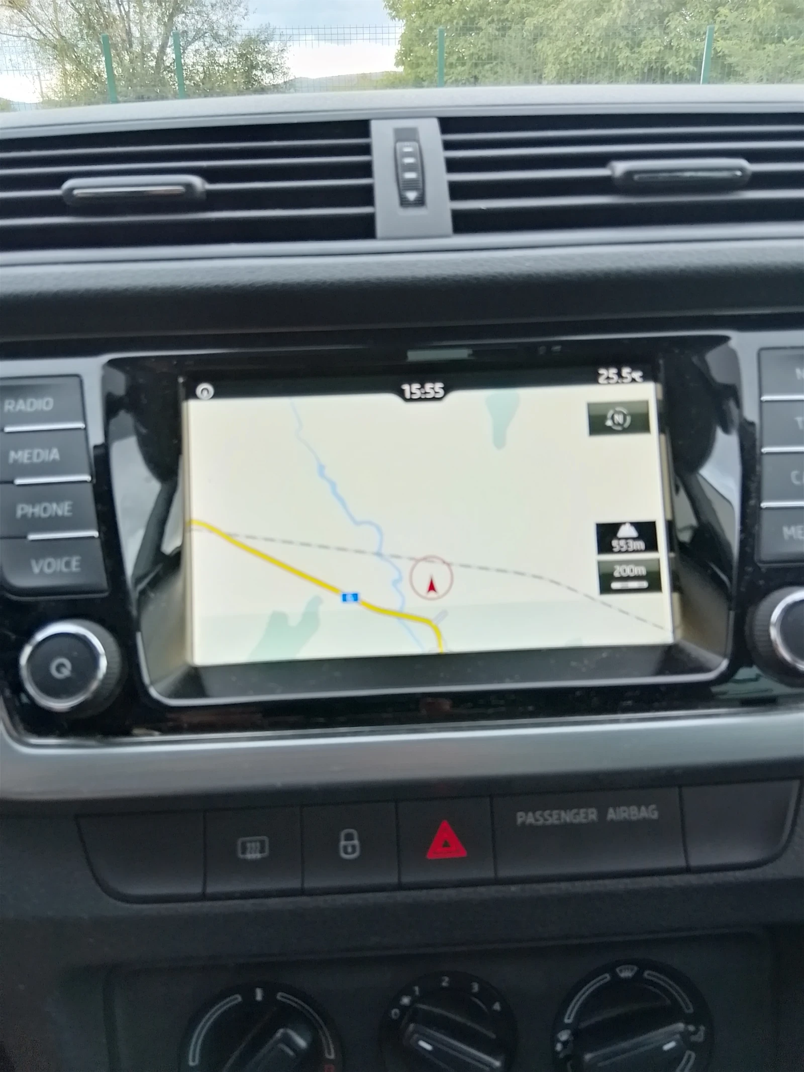 Skoda Fabia 1.4 - изображение 8