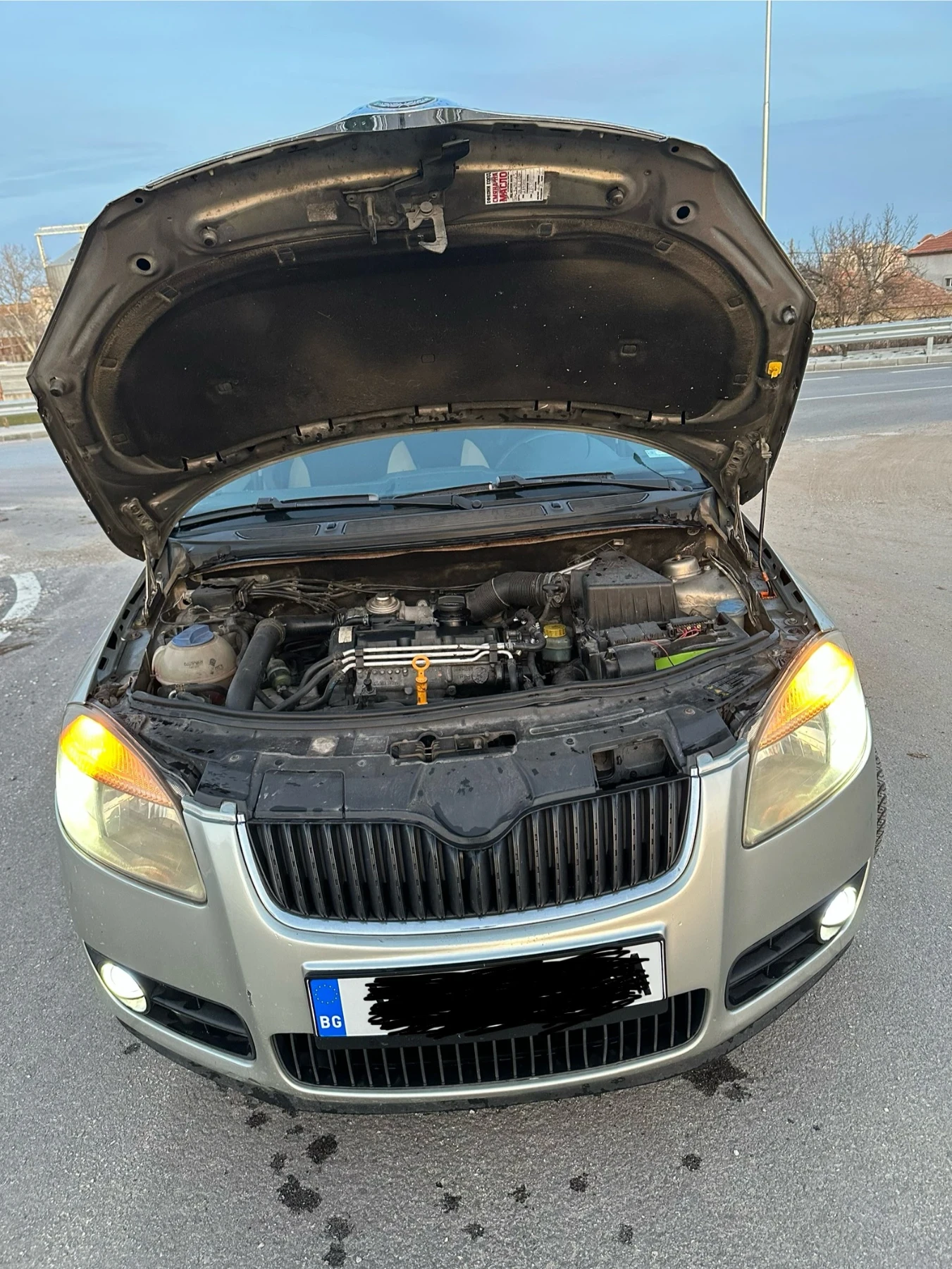 Skoda Roomster 1.4 tdi, снимка 2 - Автомобили и джипове - 53802126