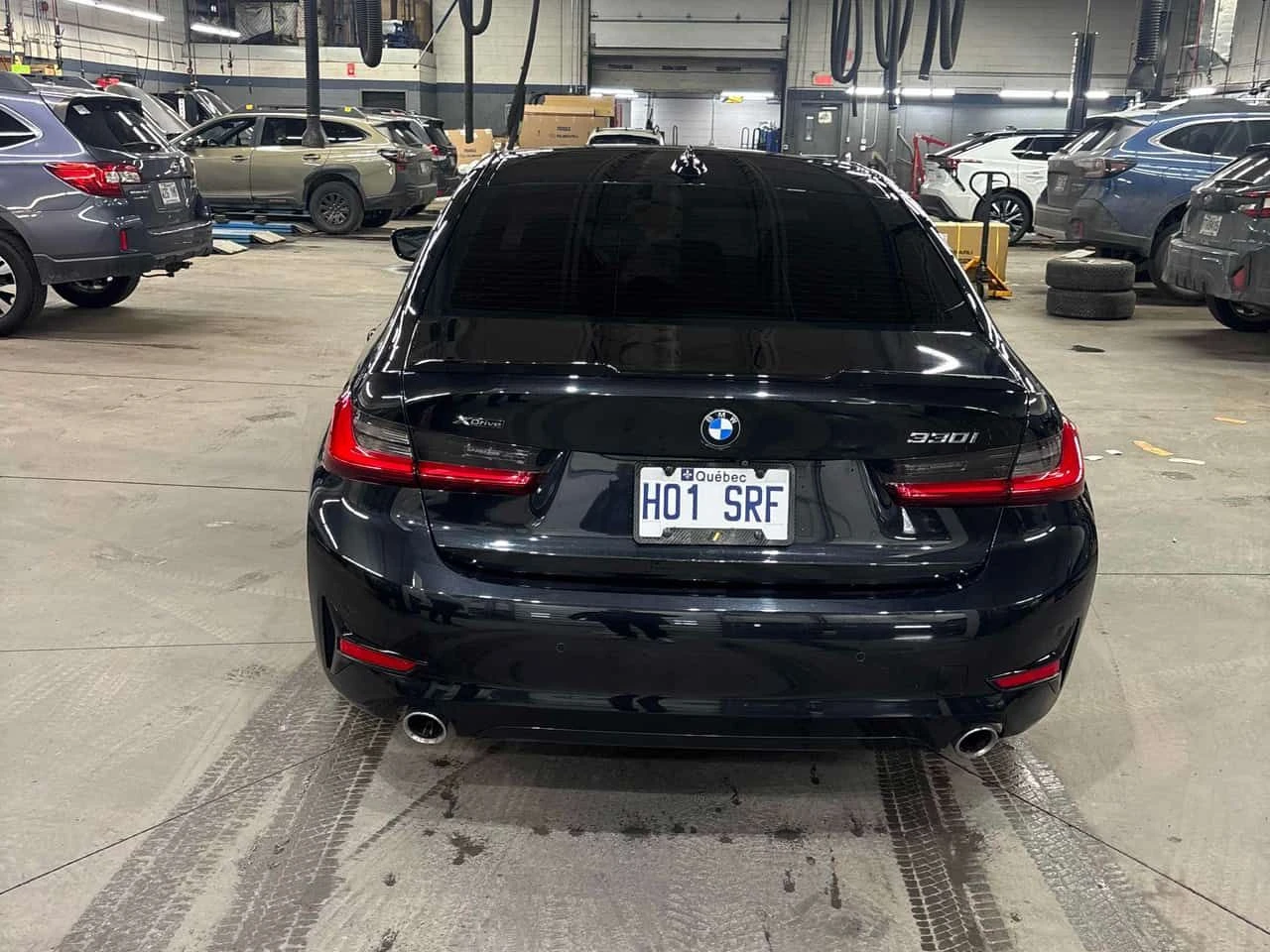 BMW 330 i xDrive/CARFAX/ШИБИДАХ/ПОДГРЕВИ, снимка 5 - Автомобили и джипове - 54038479