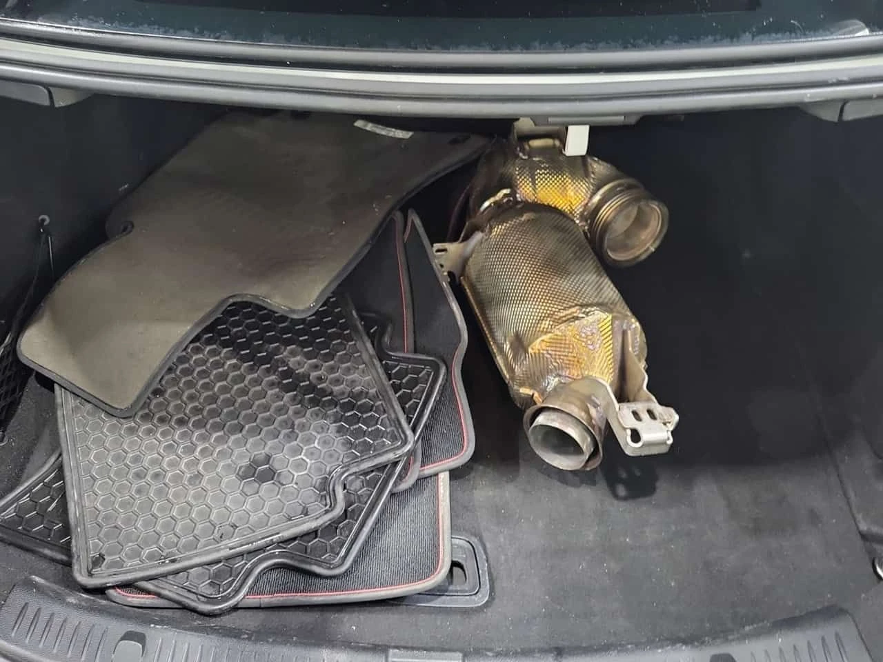 Mercedes-Benz E 53 AMG | BURMESTER| ОБДУХВАНЕ| PANO| 360| HUD| , снимка 14 - Автомобили и джипове - 54096954