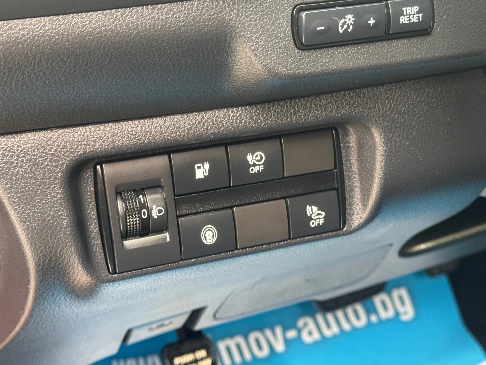 Nissan Leaf  + 62KWH 217КС. KEYLESSGO НАВИГАЦИЯ APPLECAR, снимка 9 - Автомобили и джипове - 54118212