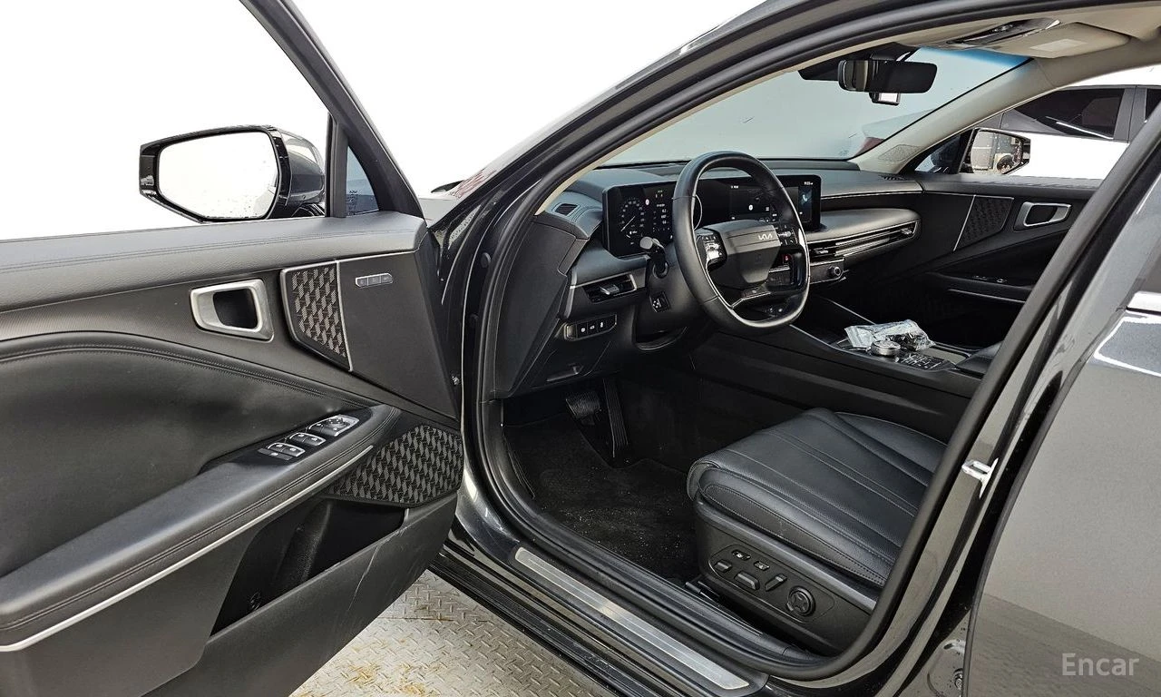 Kia K8 3.5* ГАЗ* DISTRONIC* LANE ASSIST* ОБДУХВАНЕ* КАМЕР, снимка 8 - Автомобили и джипове - 54811932