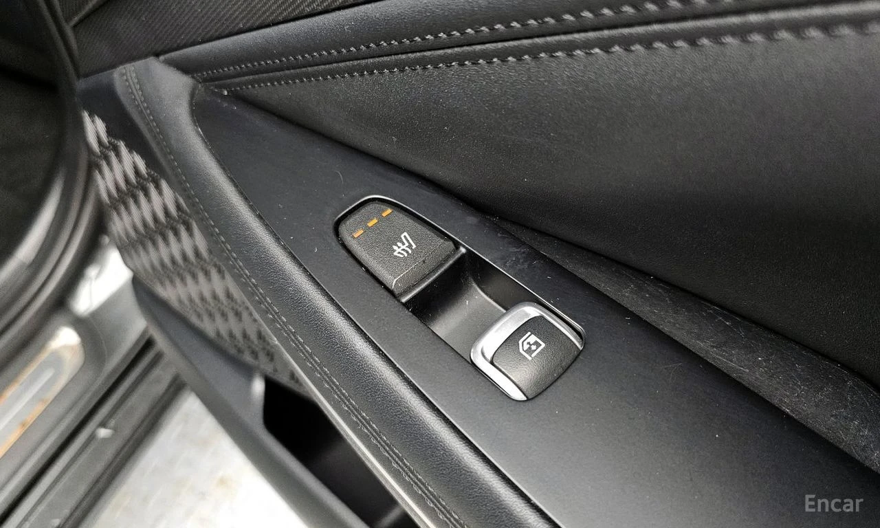 Kia K8 3.5* ГАЗ* DISTRONIC* LANE ASSIST* ОБДУХВАНЕ* КАМЕР, снимка 16 - Автомобили и джипове - 54811932