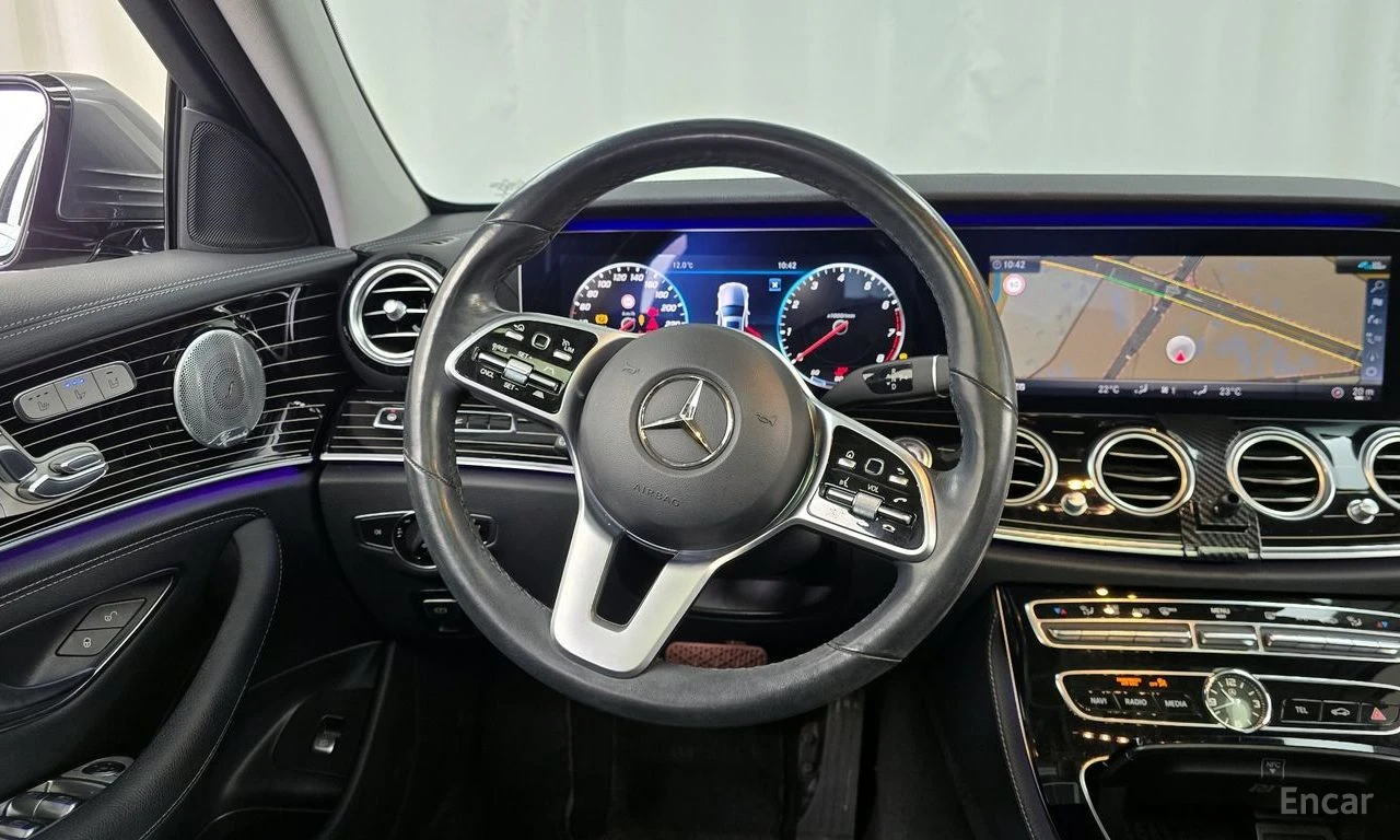 Mercedes-Benz E 450 4MATIC* BURMESTER* ОБДУХВАНЕ* ДИСТРОНИК* ДИГИТАЛНО, снимка 8 - Автомобили и джипове - 55105322