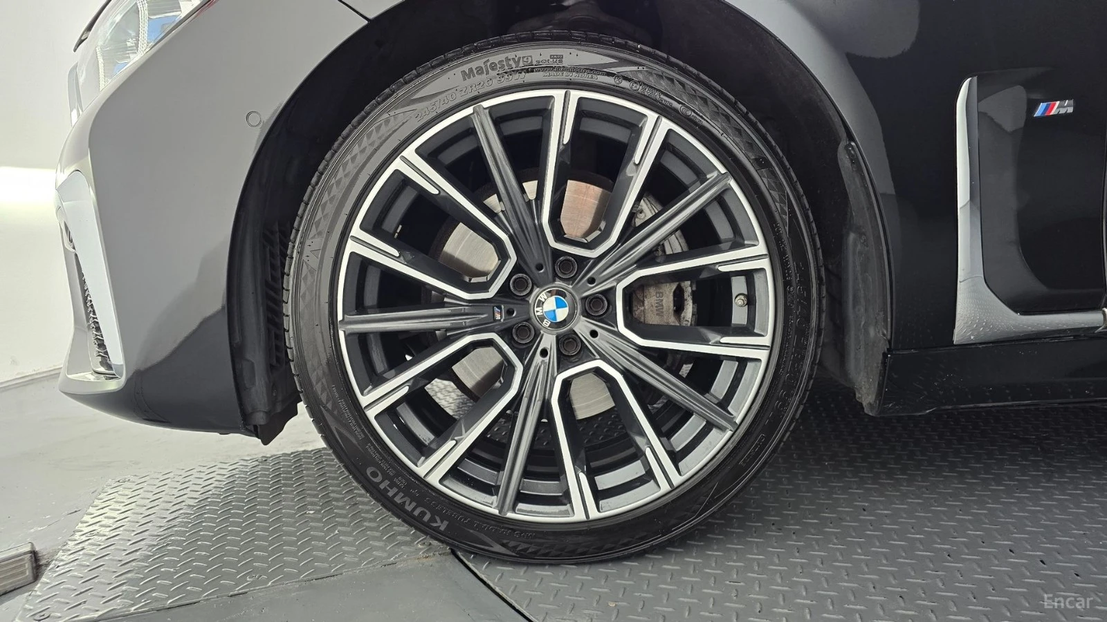 BMW 740 XDRIVE* MSPORT* DISTRONIC* 360* ОБДУХВАНЕ* МАСАЖИ*, снимка 16 - Автомобили и джипове - 55422282