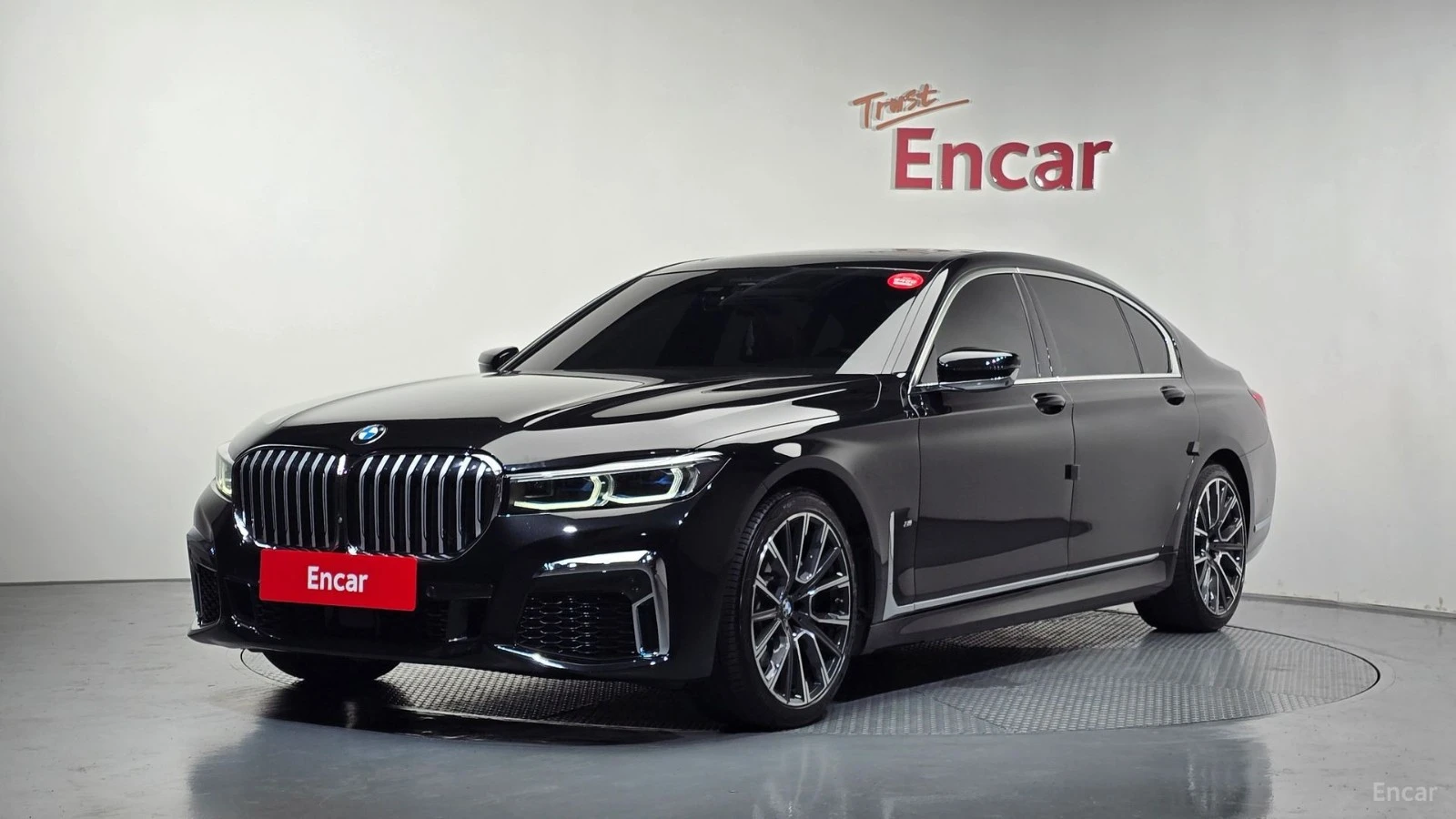 BMW 740 XDRIVE* MSPORT* DISTRONIC* 360* ОБДУХВАНЕ* МАСАЖИ*