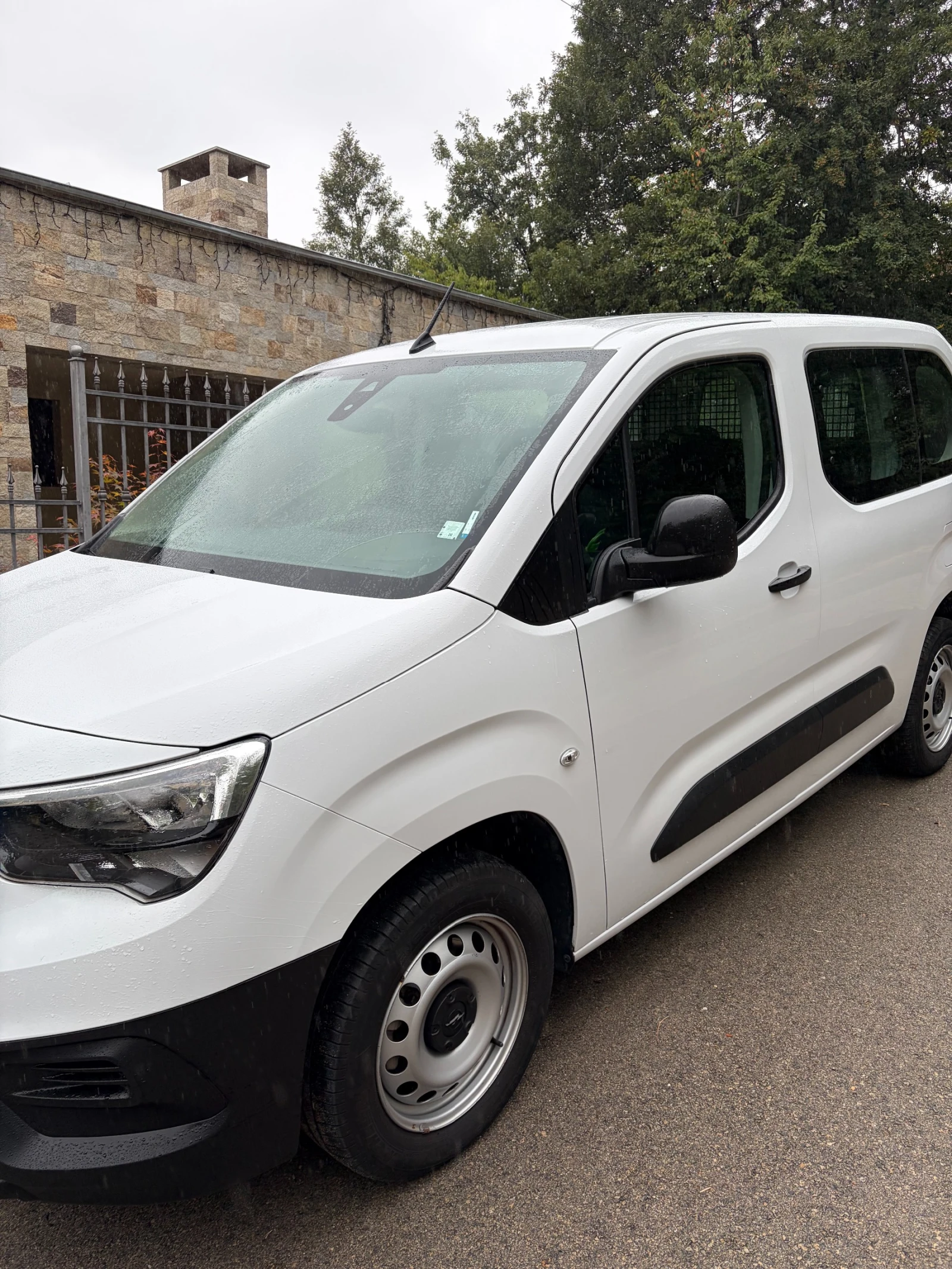 Opel Combo, снимка 2 - Автомобили и джипове - 56262655